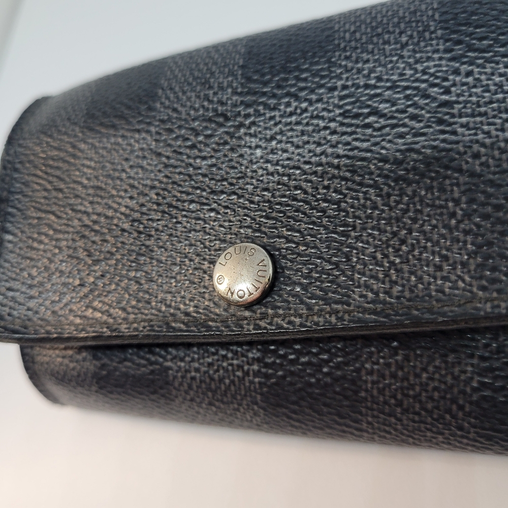 Louis Vuitton Damier Key Case/Holder - Picture 2 of 12